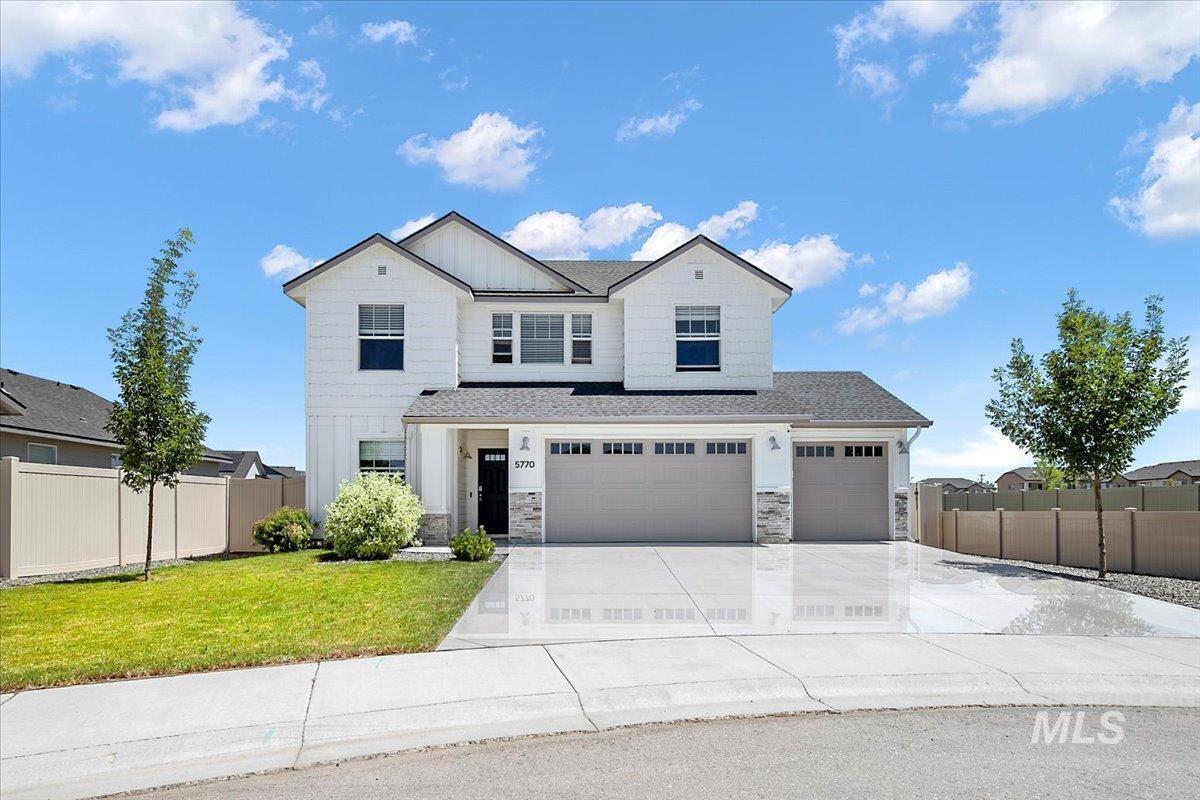 Property Photo:  5770 N. Oakstone Ave  ID 83646 