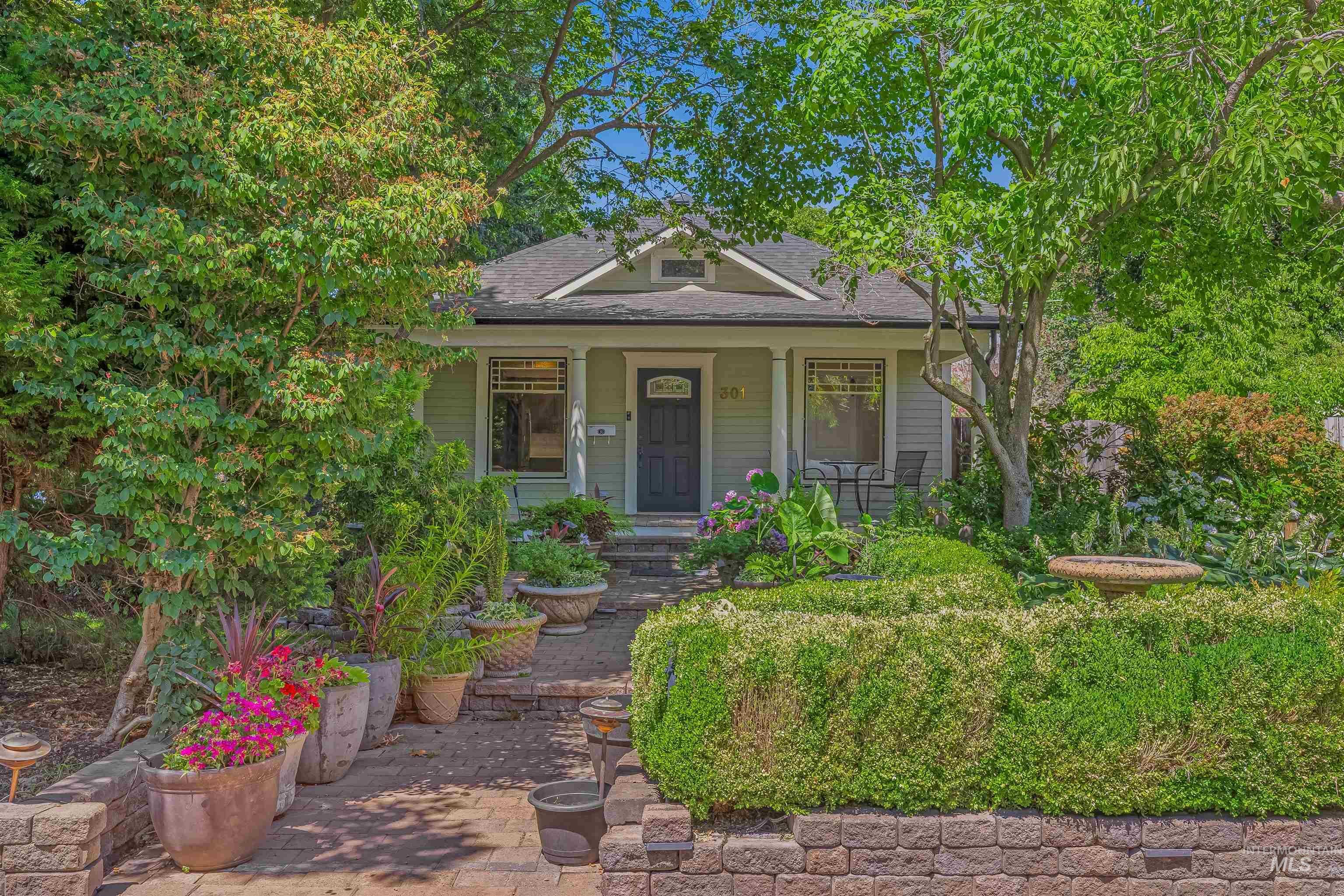 Property Photo: 301 16th Ave ID 83501