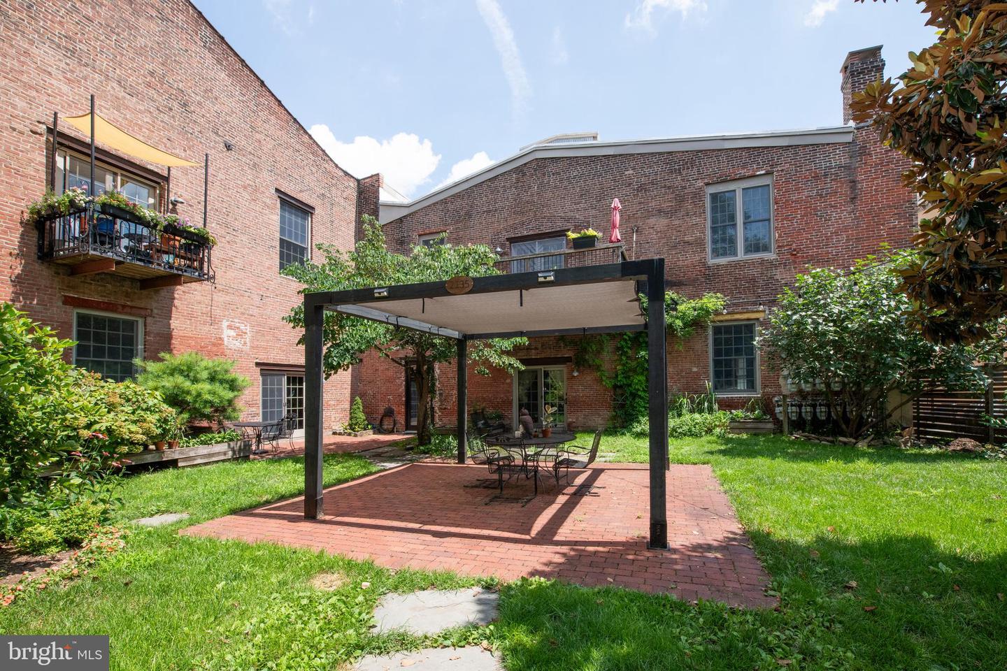 2135 E Susquehanna Avenue  Philadelphia PA 19125 photo