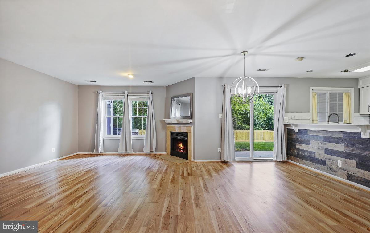 Property Photo: 12920 Grays Pointe Road VA 22033