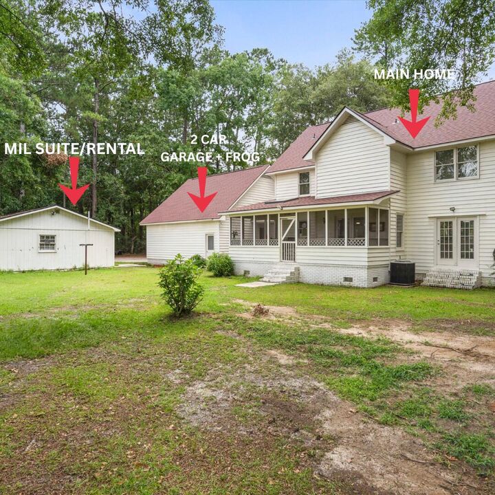 Property Photo:  211 Knotty Pine Drive  SC 29483 