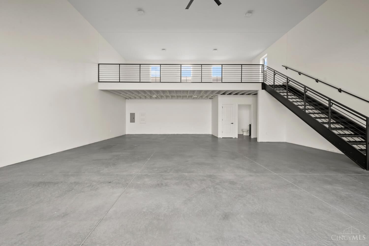 Property Photo: 4477 Thirty Fourth Avenue OH 45209