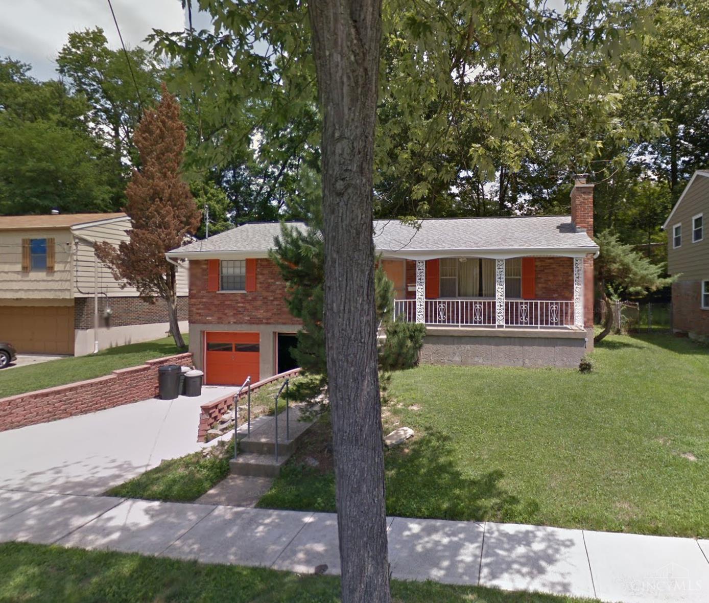 Property Photo: 1040 Lanette Drive OH 45230