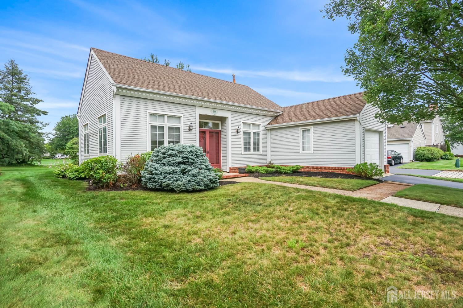 Property Photo:  32 Rutland Lane  NJ 08831 