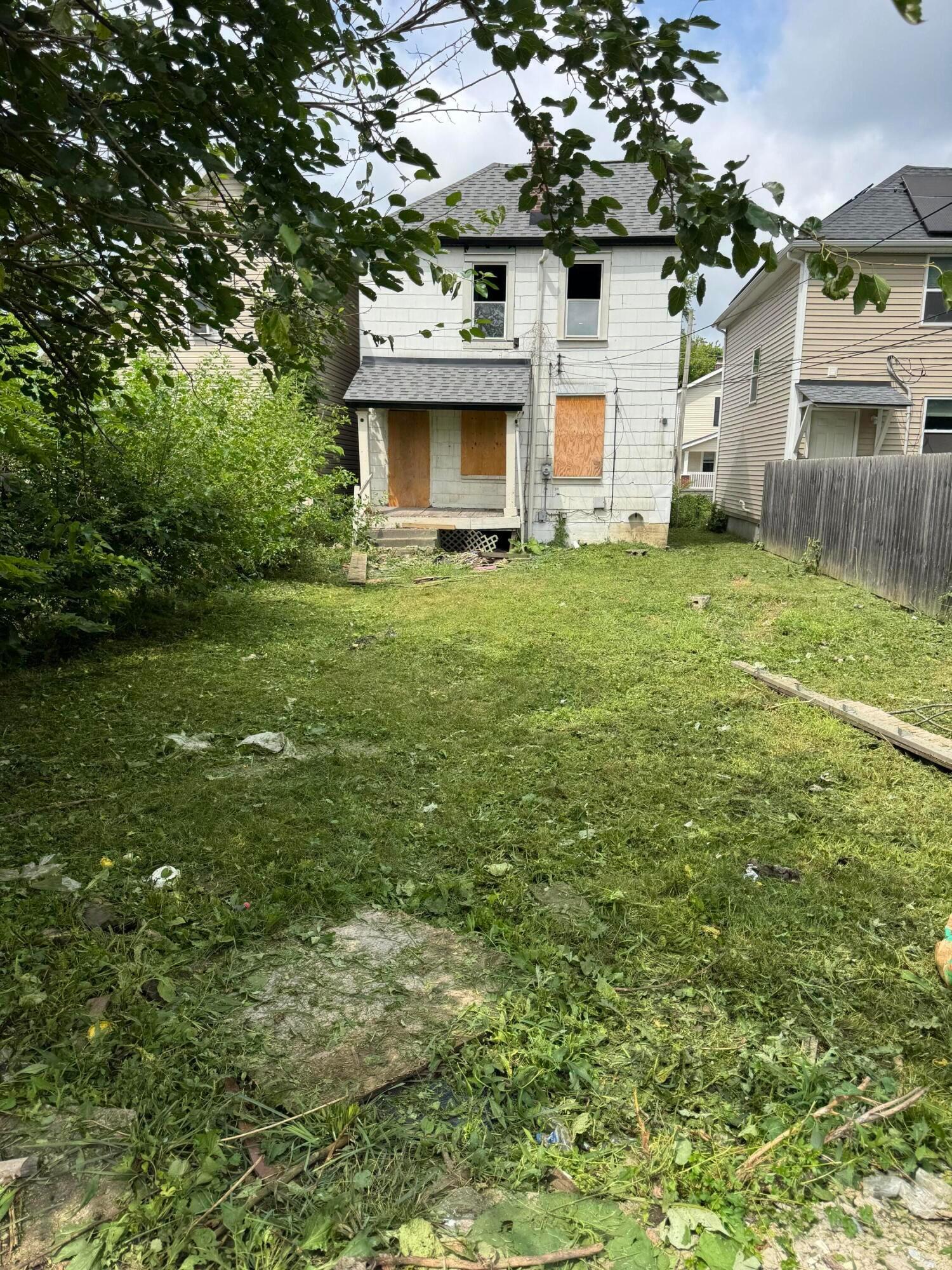 Property Photo:  144 S Princeton Avenue  OH 43222 