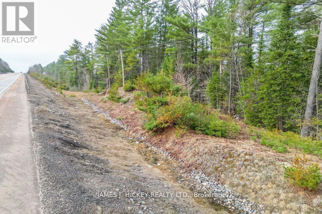 Property Photo:  0 Highway 17 Highway  ON K0J 2H0 