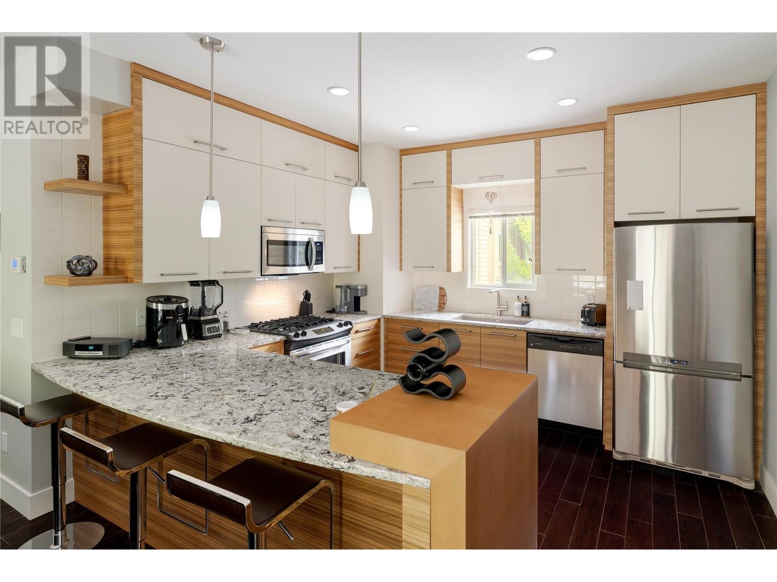 Property Photo: 600 Boynton Place 81 BC V1V 1A6