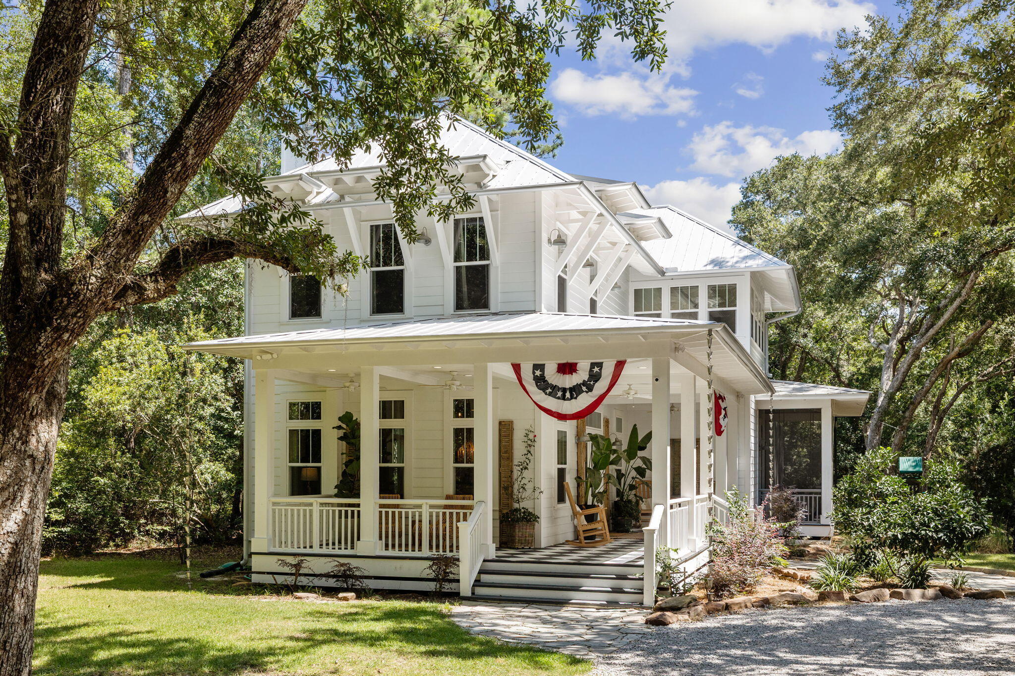 Property Photo:  207 Bay Trce  FL 32459 