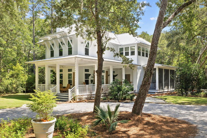 Property Photo:  207 Bay Trce  FL 32459 