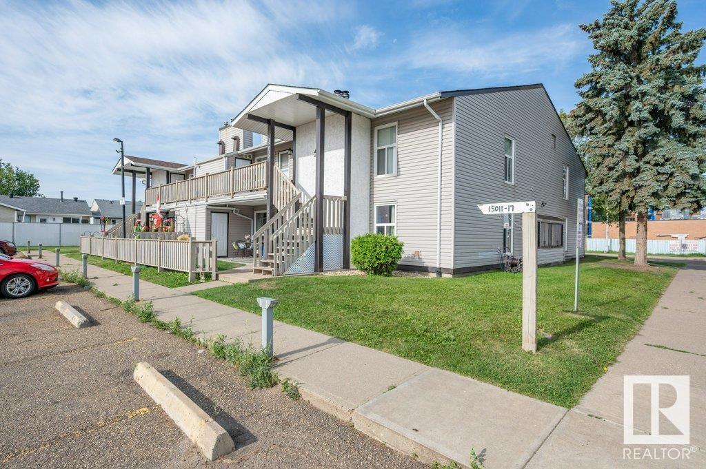15017 26 Street NW  Edmonton AB T5Y 2G6 photo