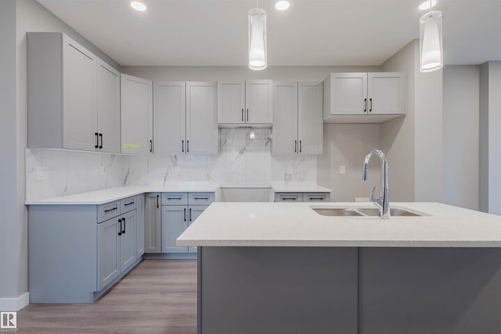 84 Penn Place  Spruce Grove AB T7X 2W7 photo