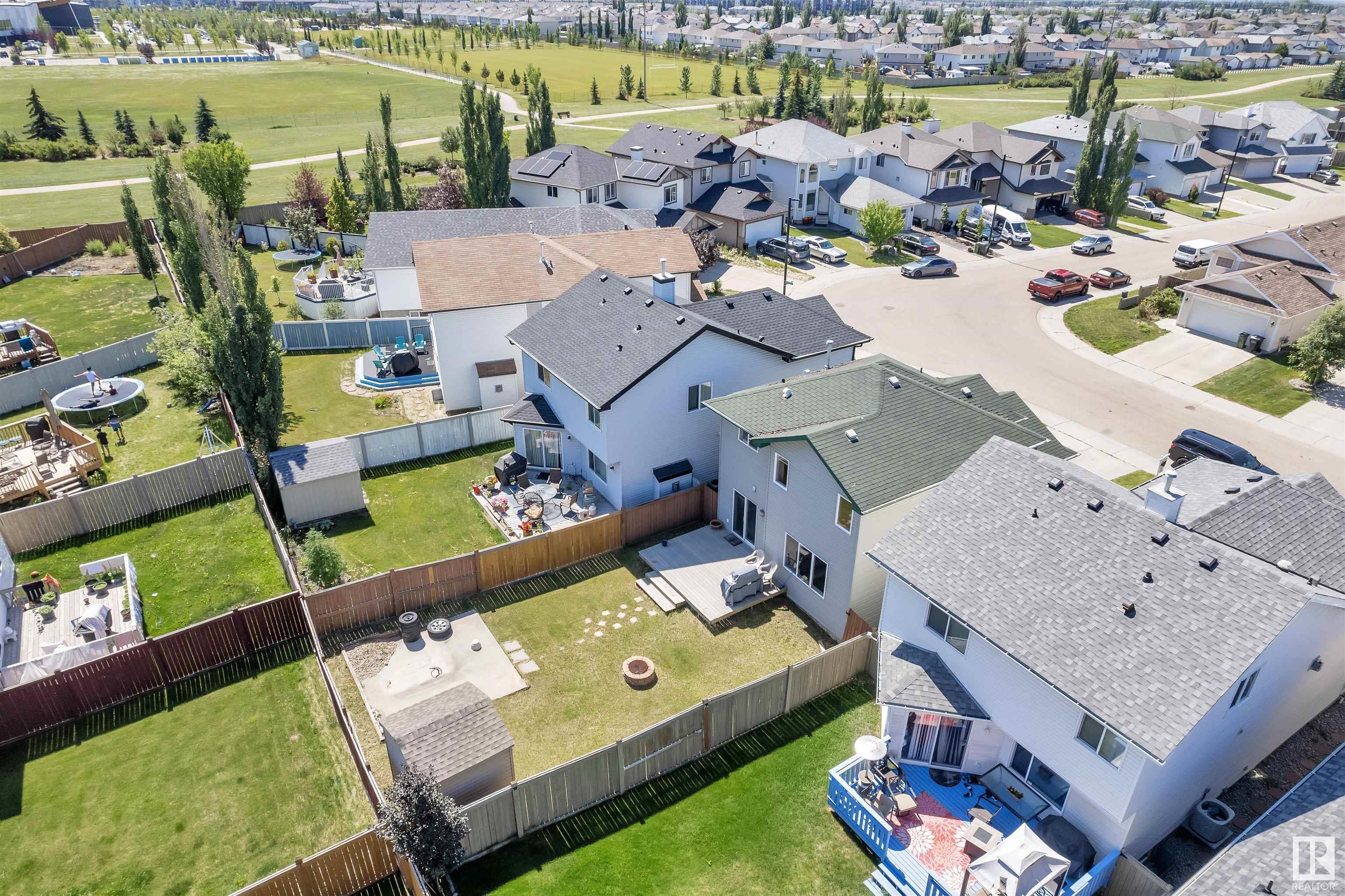 Property Photo:  3215 21 Street NW  AB T6T 0A9 