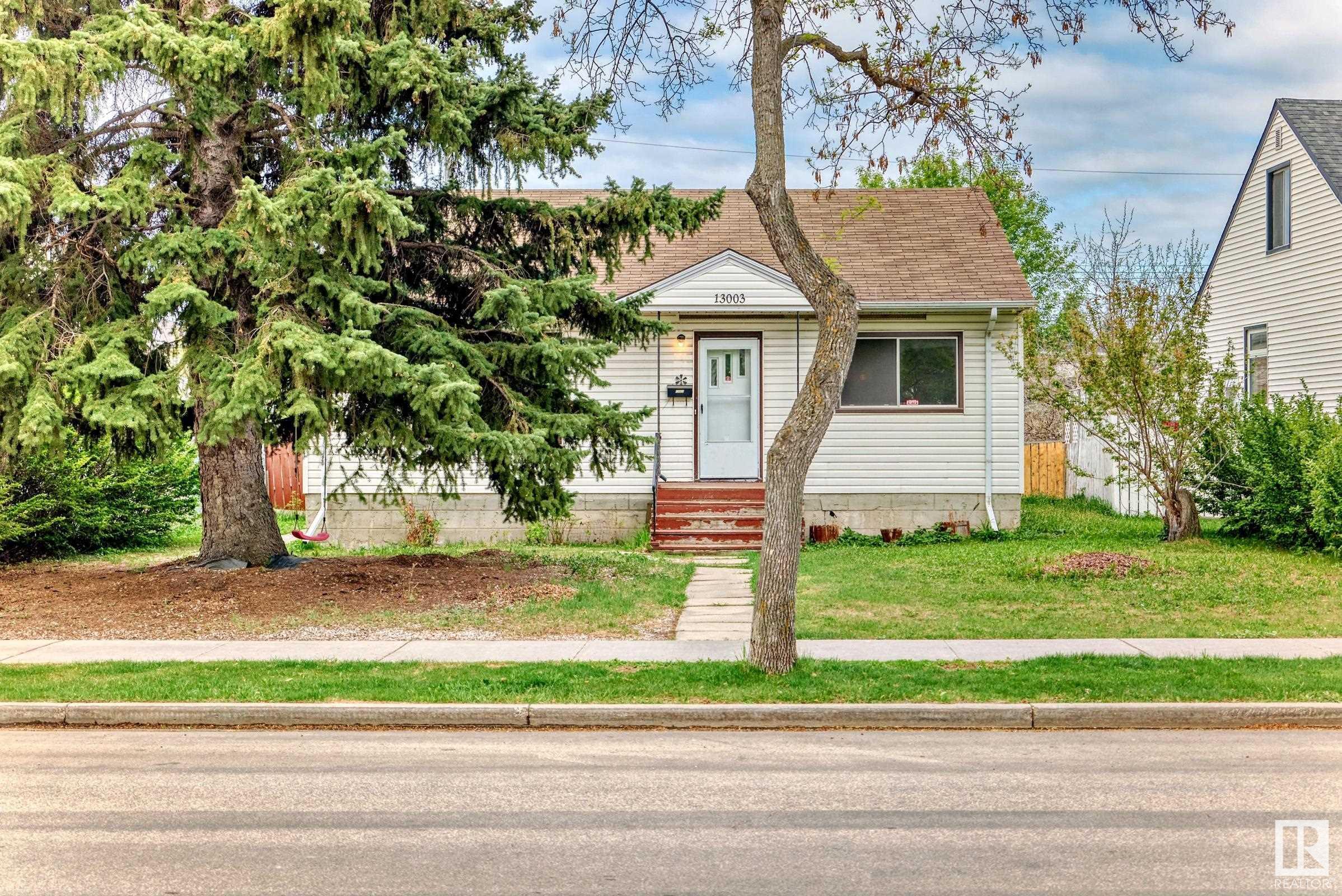 13003 Sherbrooke Avenue NW  Edmonton AB T5L 4E6 photo
