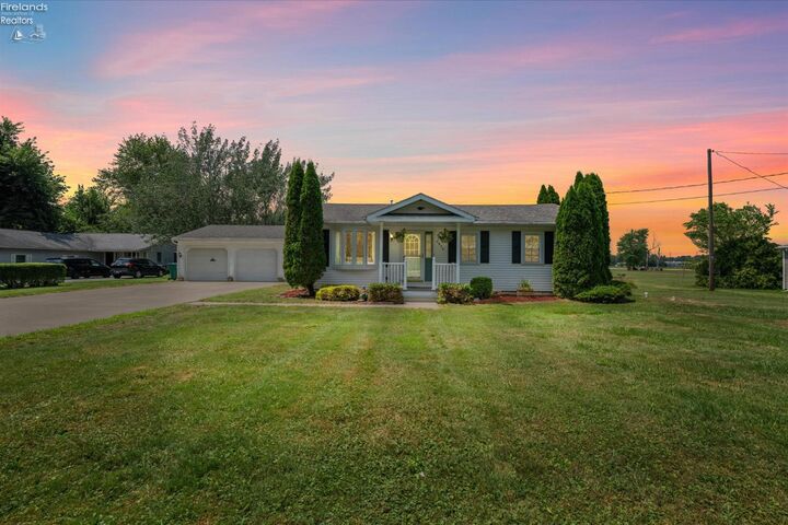 Property Photo:  2858 N Downing Road  OH 43430 