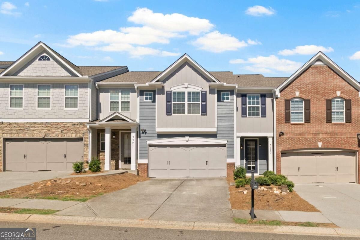 Property Photo: 3323 Castleberry Village Circle GA 30040
