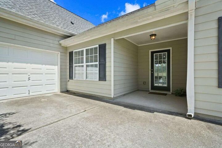 Property Photo:  6345 Aarons Way  GA 30542 