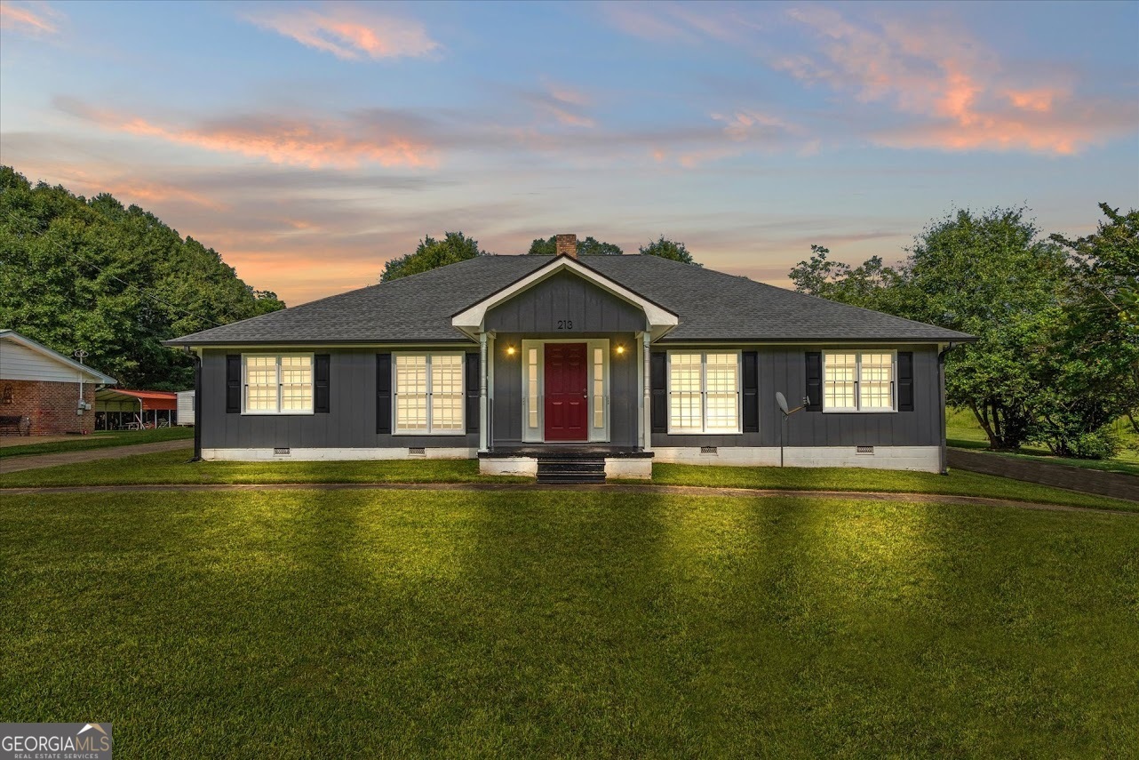 Property Photo: 213 Poplar Street GA 30108