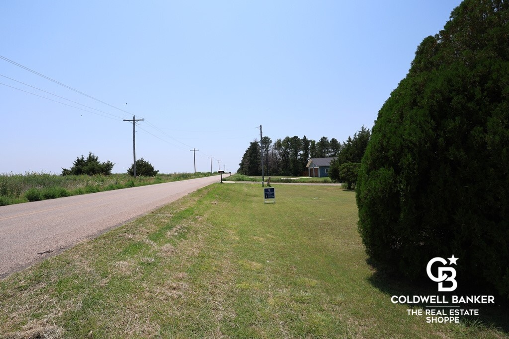 Property Photo:  645 S Towns Road  KS 67846 