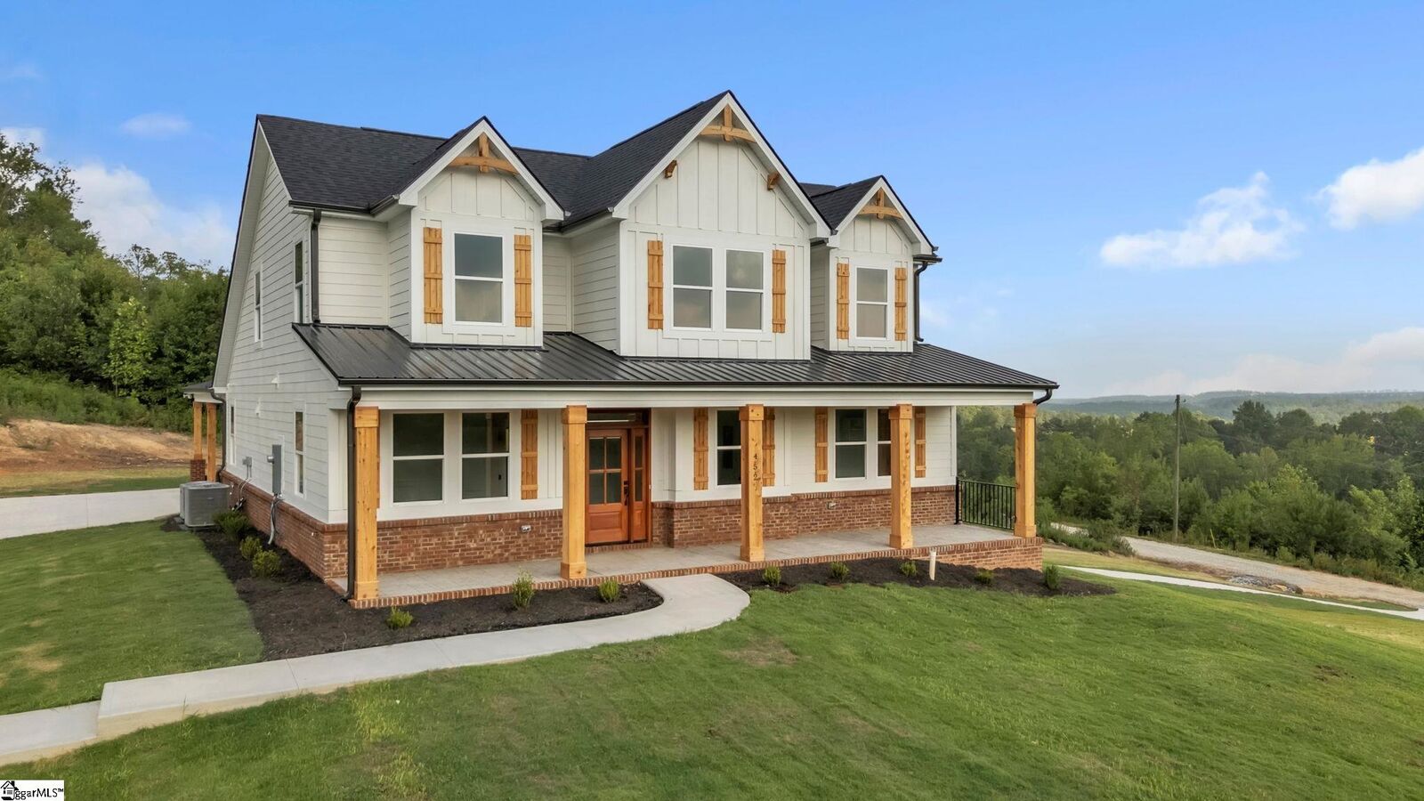 Property Photo: 452 N Glassy Mountain Road SC 29356