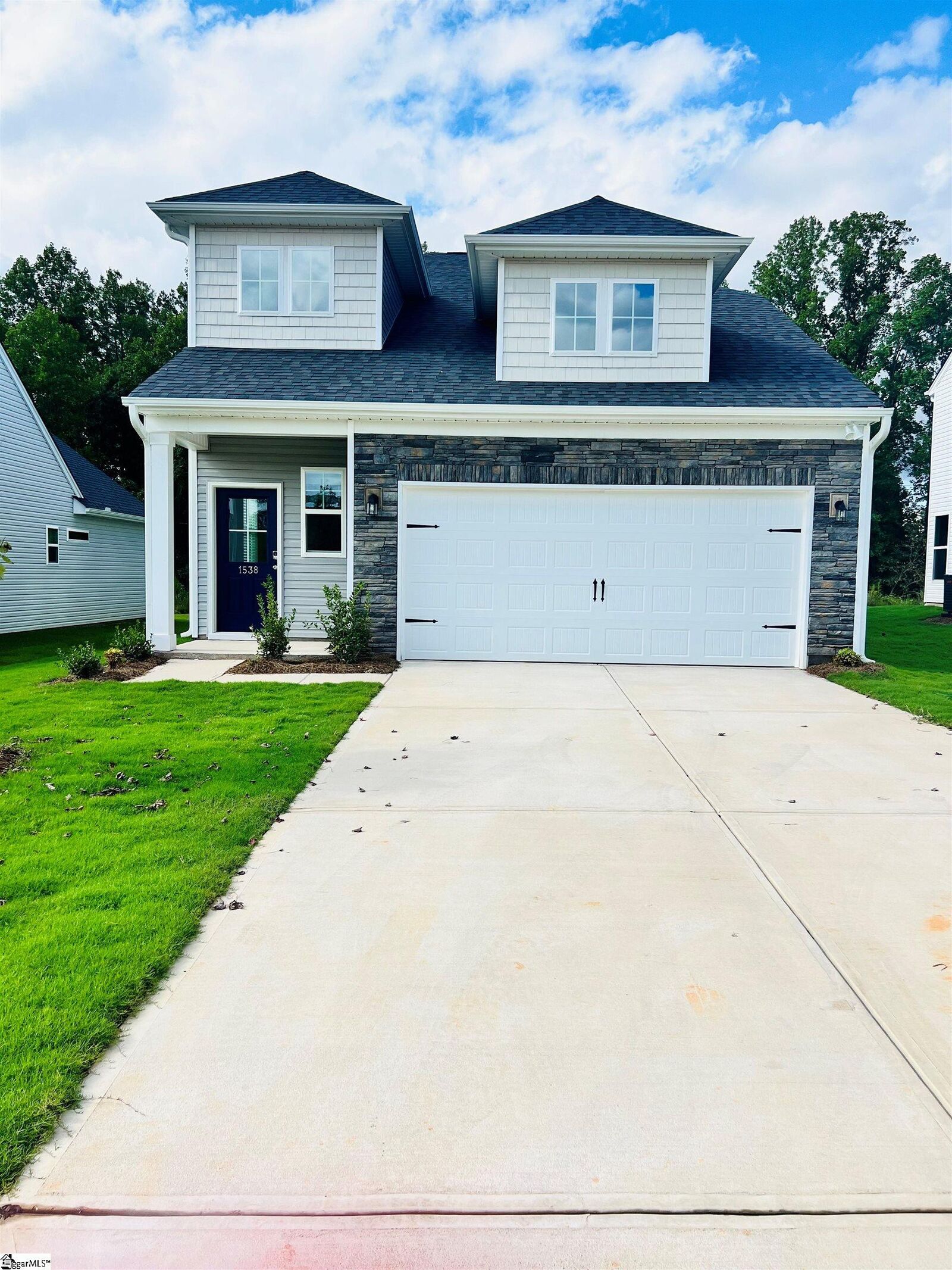 Property Photo:  1538 Honeybee Lane  SC 29365 