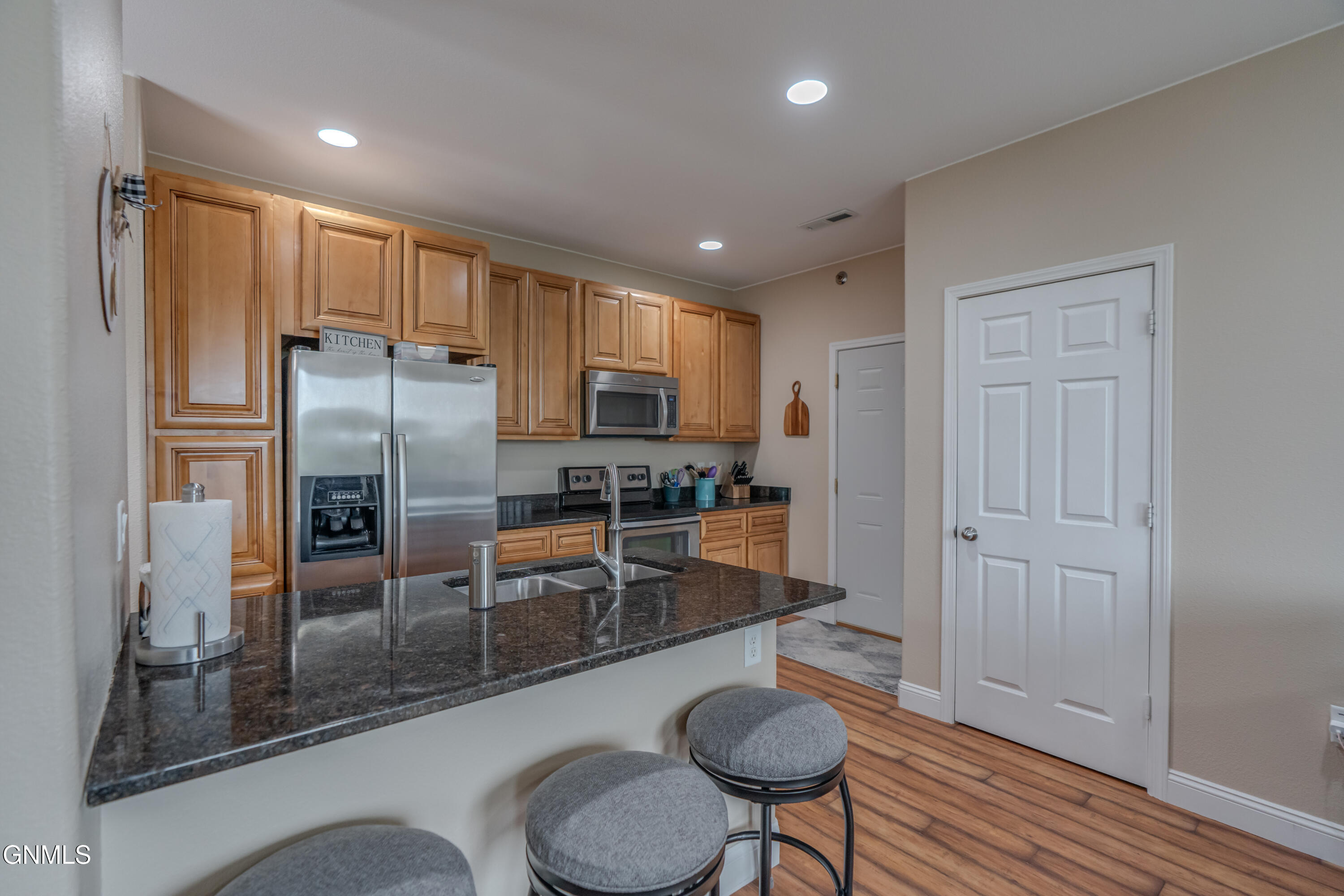 Property Photo: 1117 Lasalle Drive E 6 ND 58503