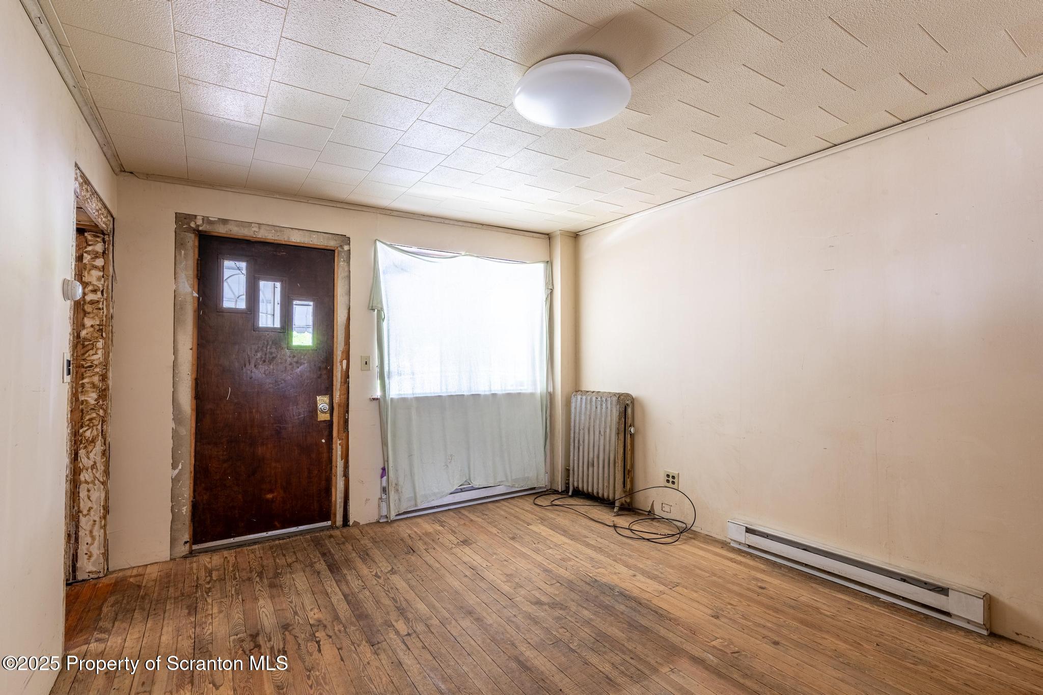 Property Photo: 116 Dunmore Street PA 18512