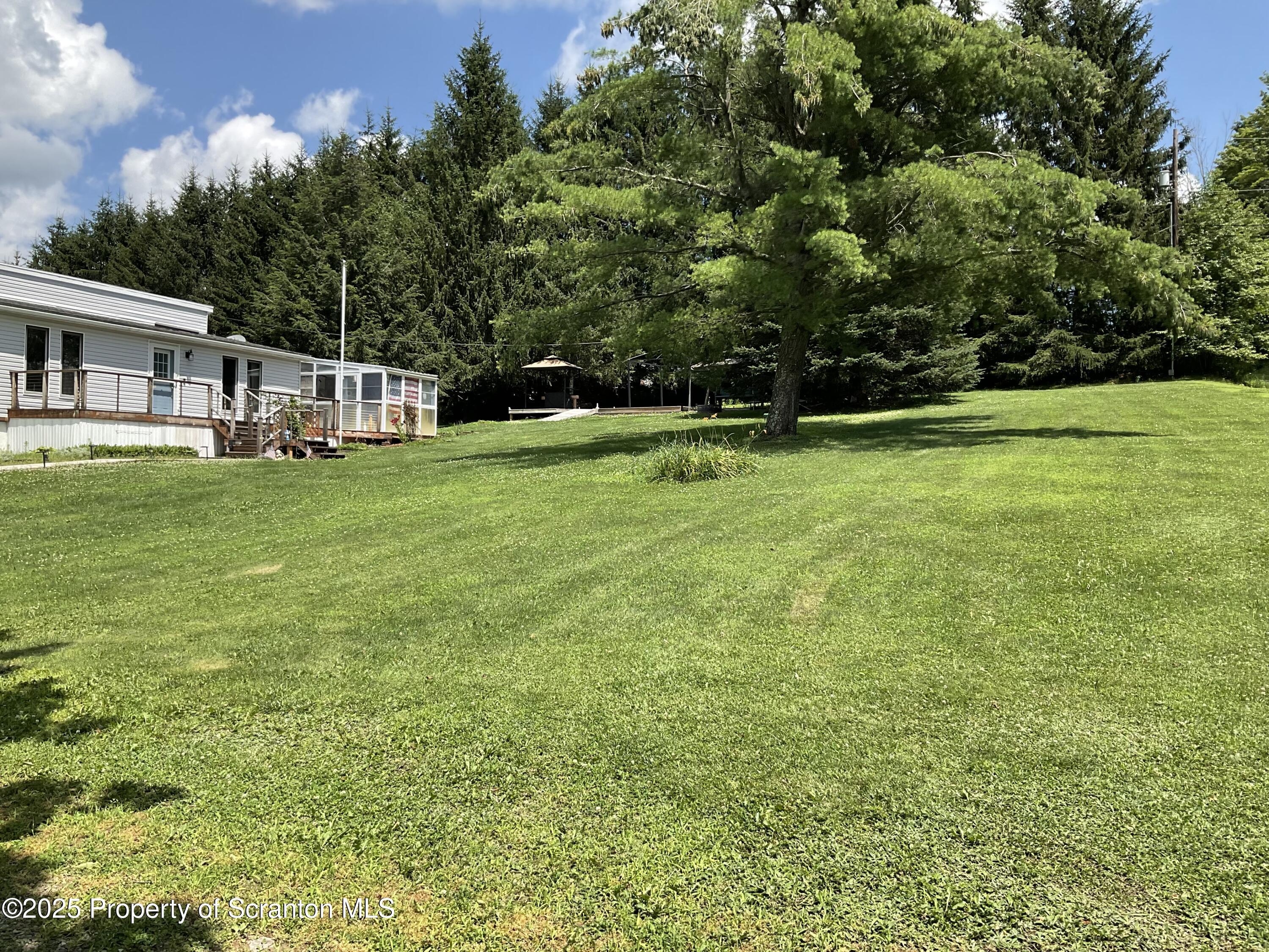 Property Photo:  135 Spudeno Road  PA 18444 