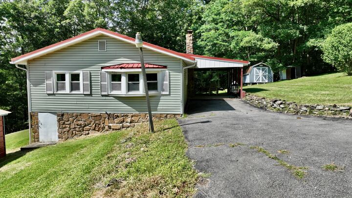 Property Photo: 157 Antler Crossing Lane WV 24931