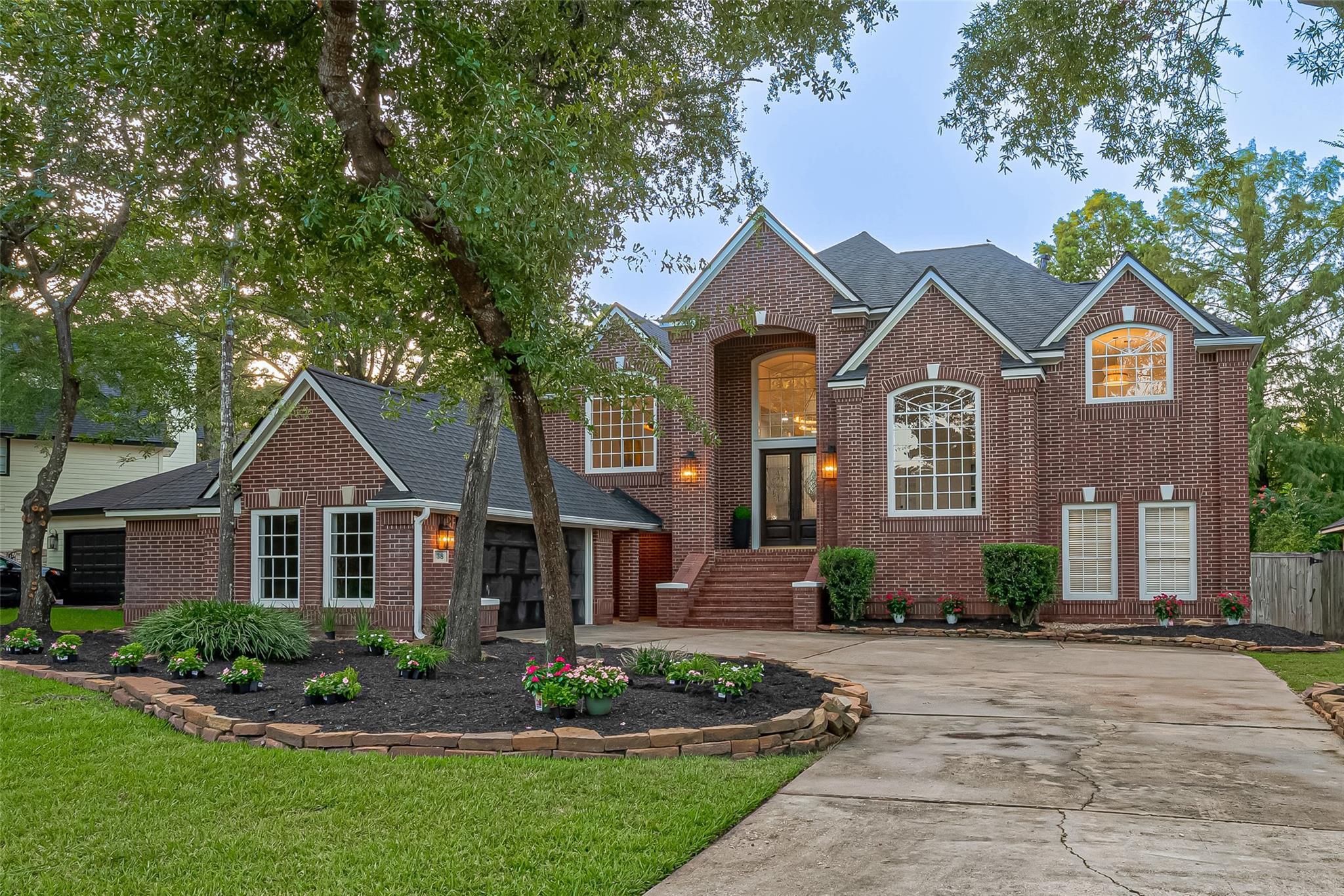Property Photo: 38 W Misty Morning Trace TX 77381