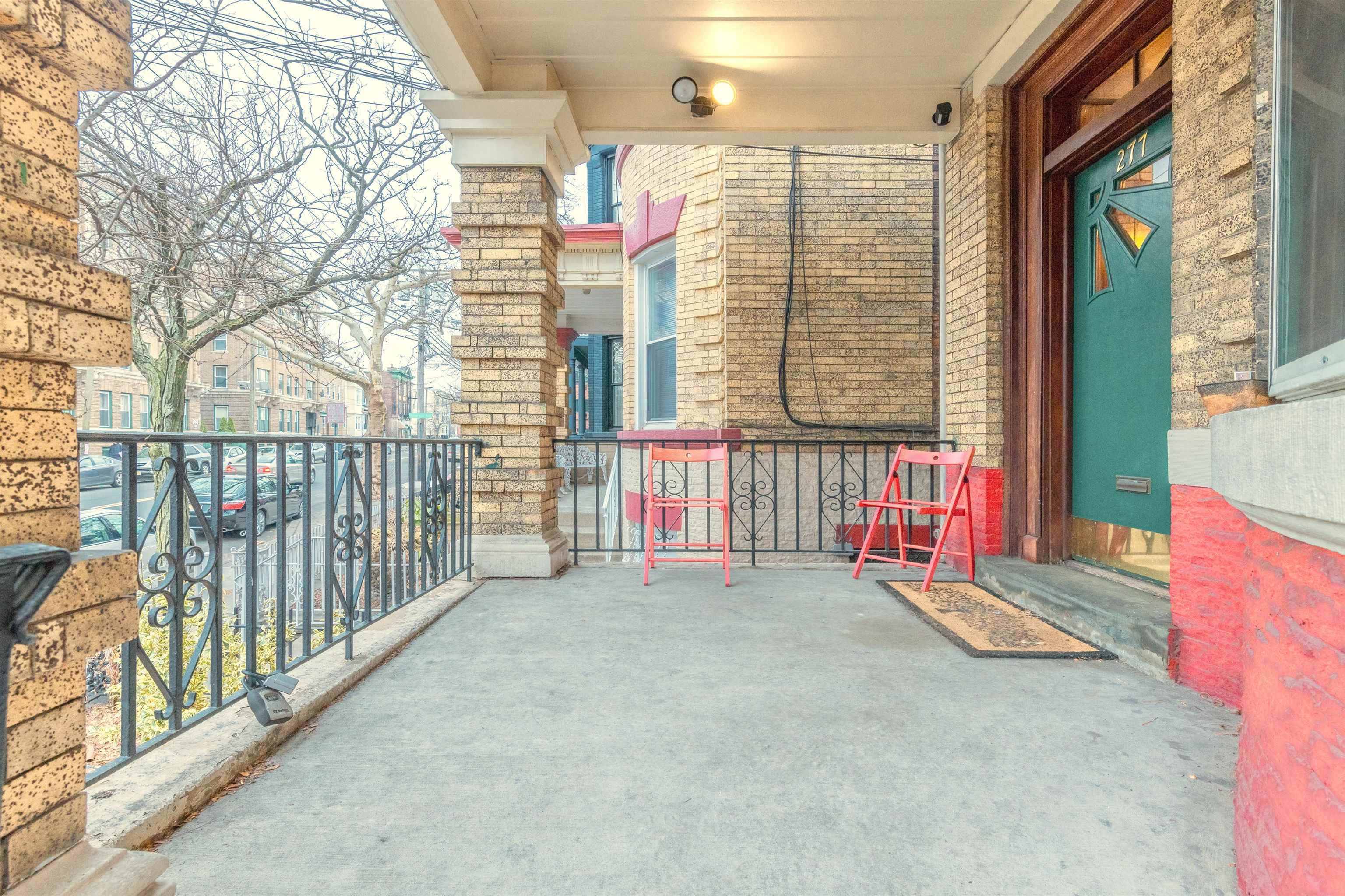 Property Photo:  277 Palisade Ave 2  NJ 07307 