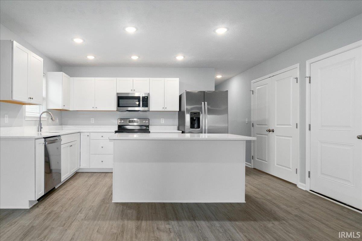 Property Photo:  757 S Magnolia Avenue  IN 47670 