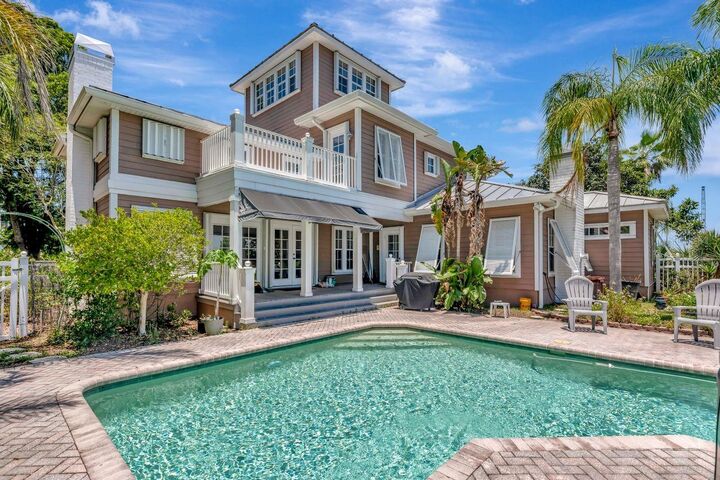 Property Photo:  1149 Marina Drive  FL 34689 