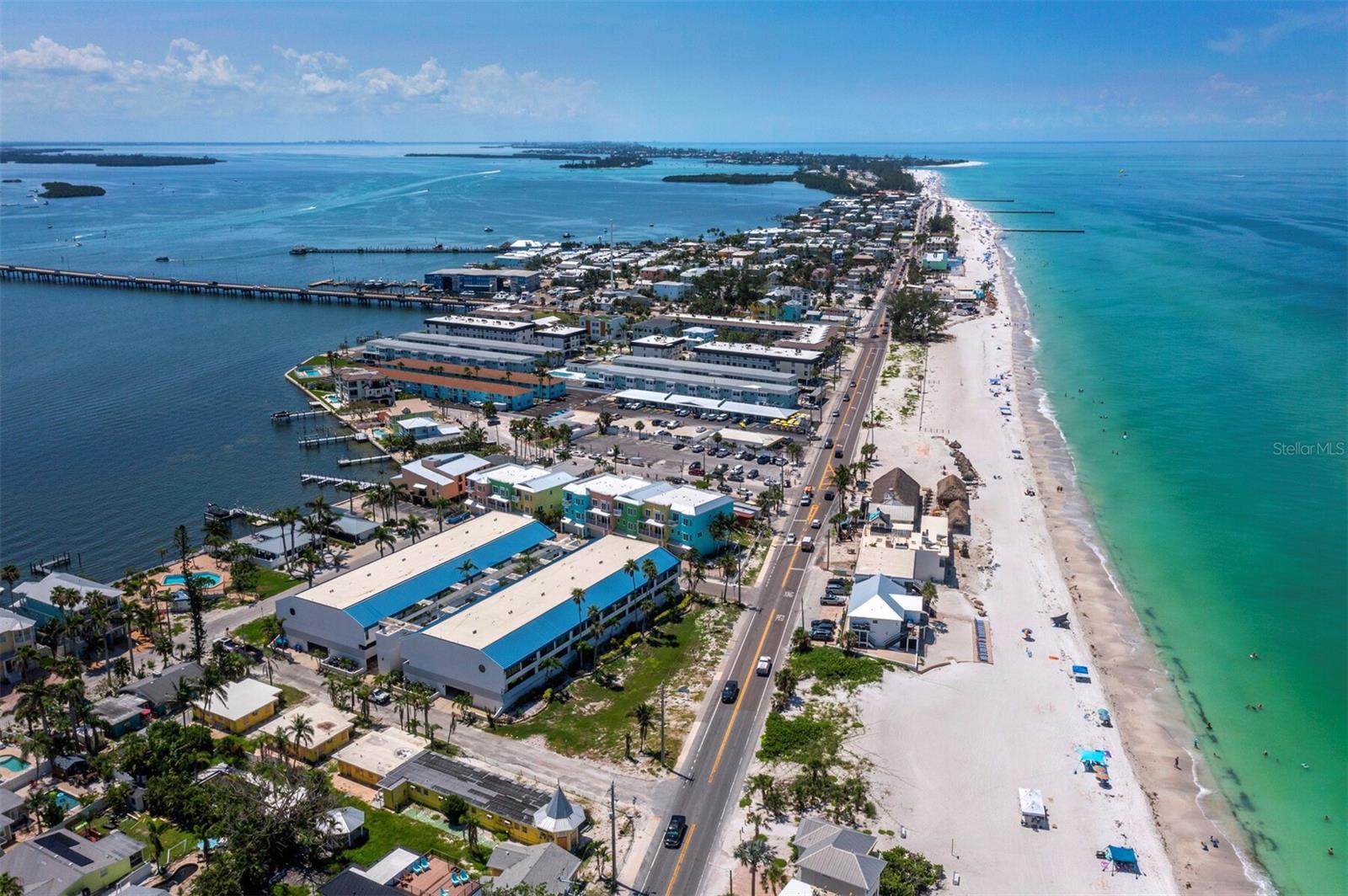 Property Photo: 1007 Gulf Drive N 203 FL 34217