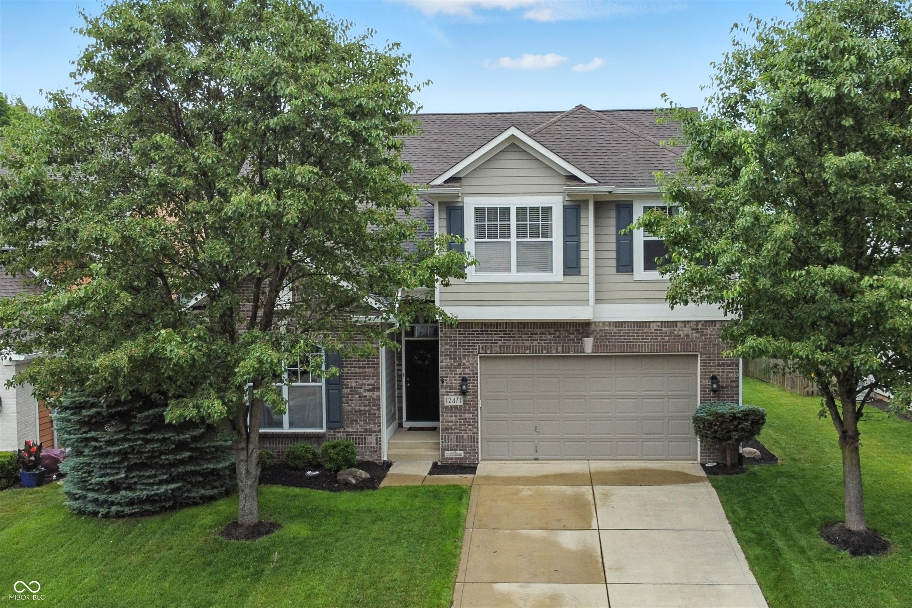 Property Photo: 12471 Hawks Landing Drive IN 46037