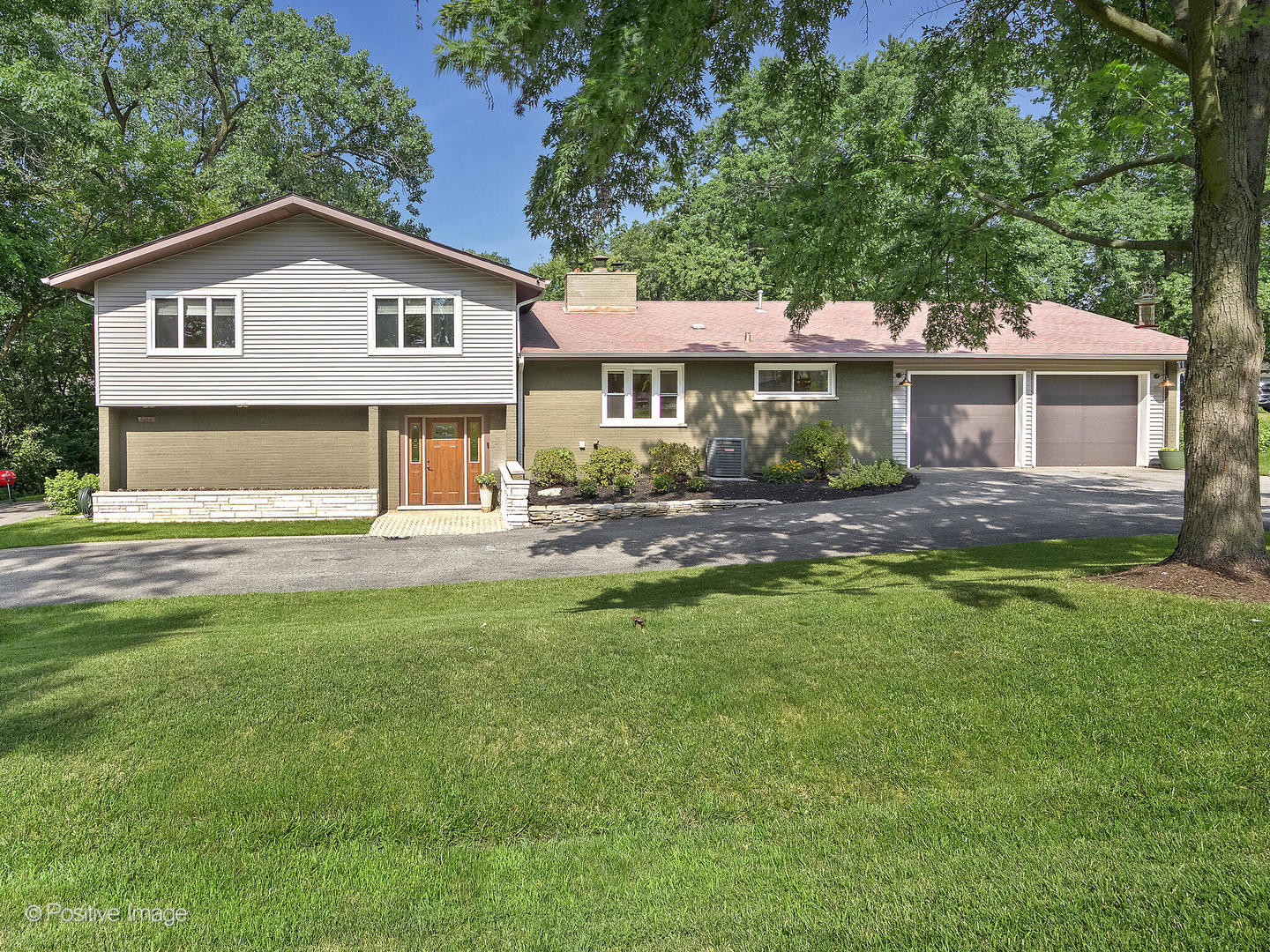Property Photo: 9260 S 86th Avenue IL 60457