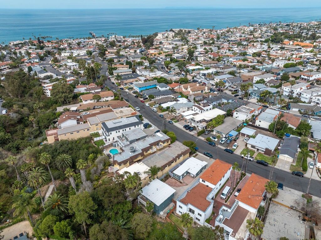 Property Photo:  221 Avenida Monterey  CA 92672