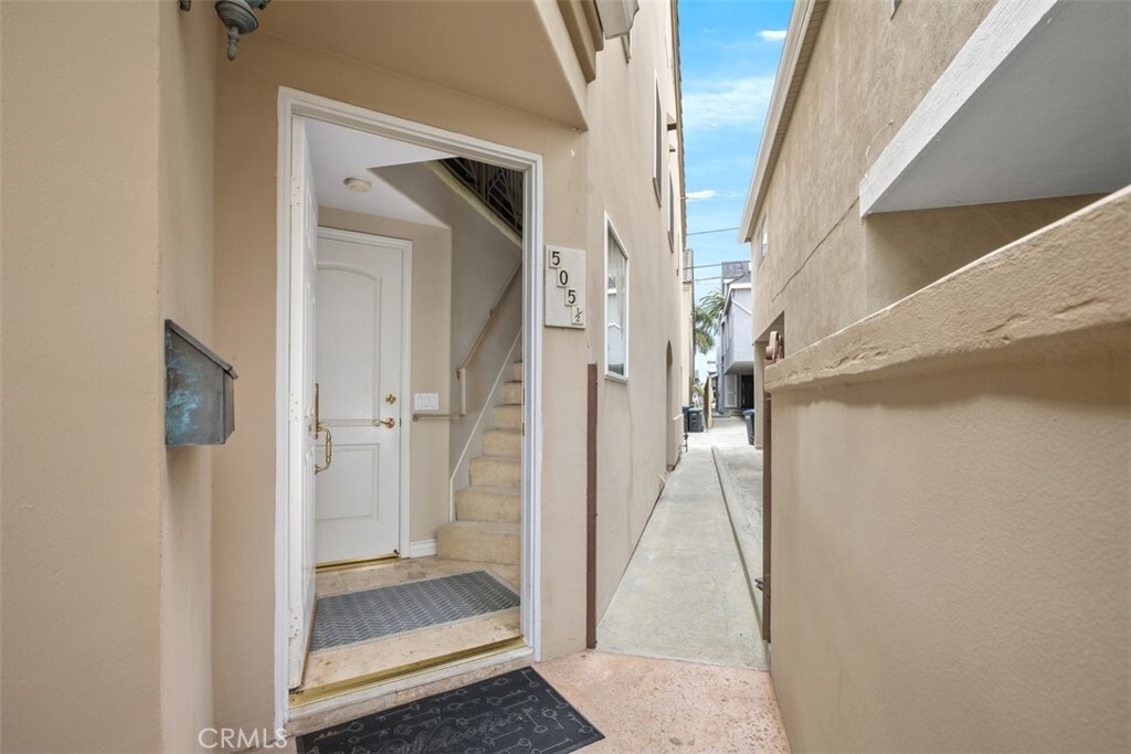 Property Photo: 505 1/2 Marigold Avenue CA 92625