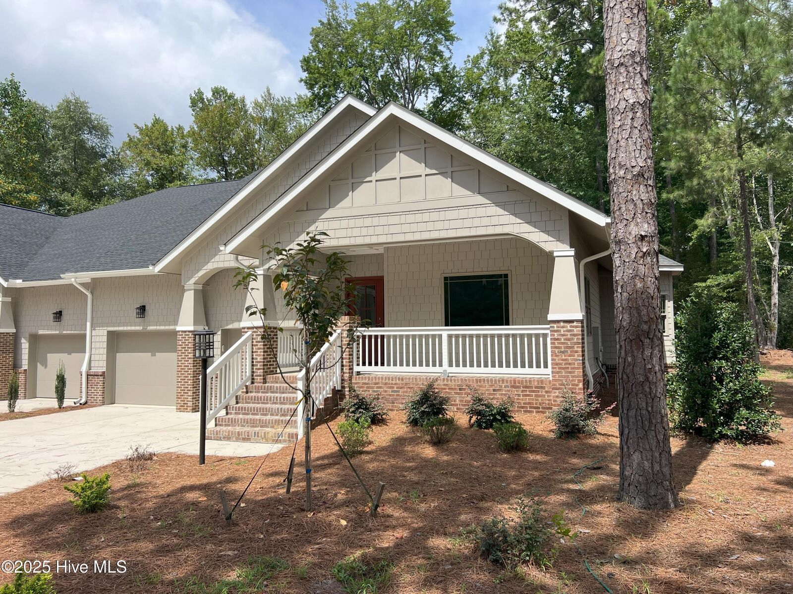 Property Photo: 111 Lamplighter Village Drive NC 28374