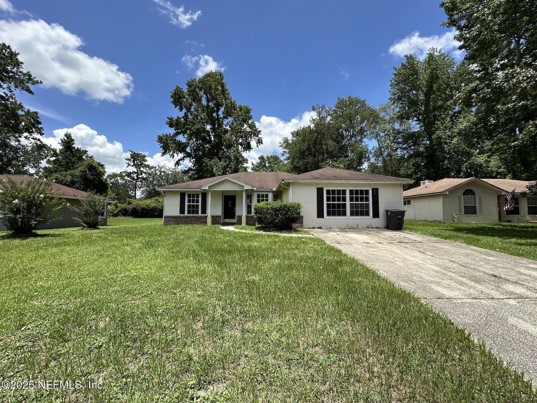 Property Photo: 9039 Berens Street FL 32210