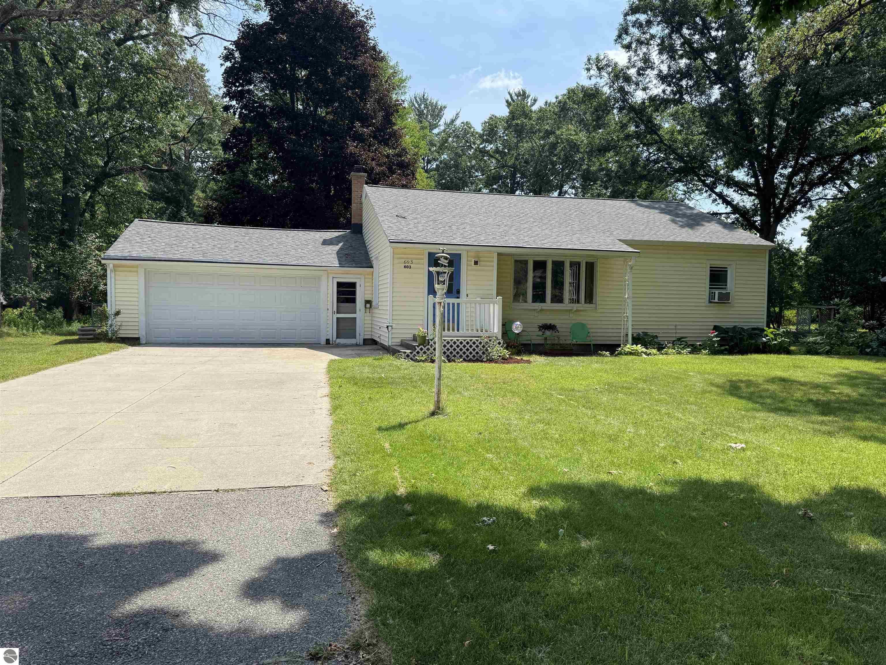 Property Photo: 603 Woodland Drive MI 49686