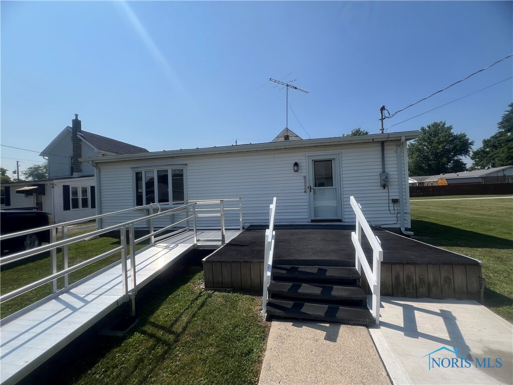 Property Photo: 318 Belmont Street OH 45872