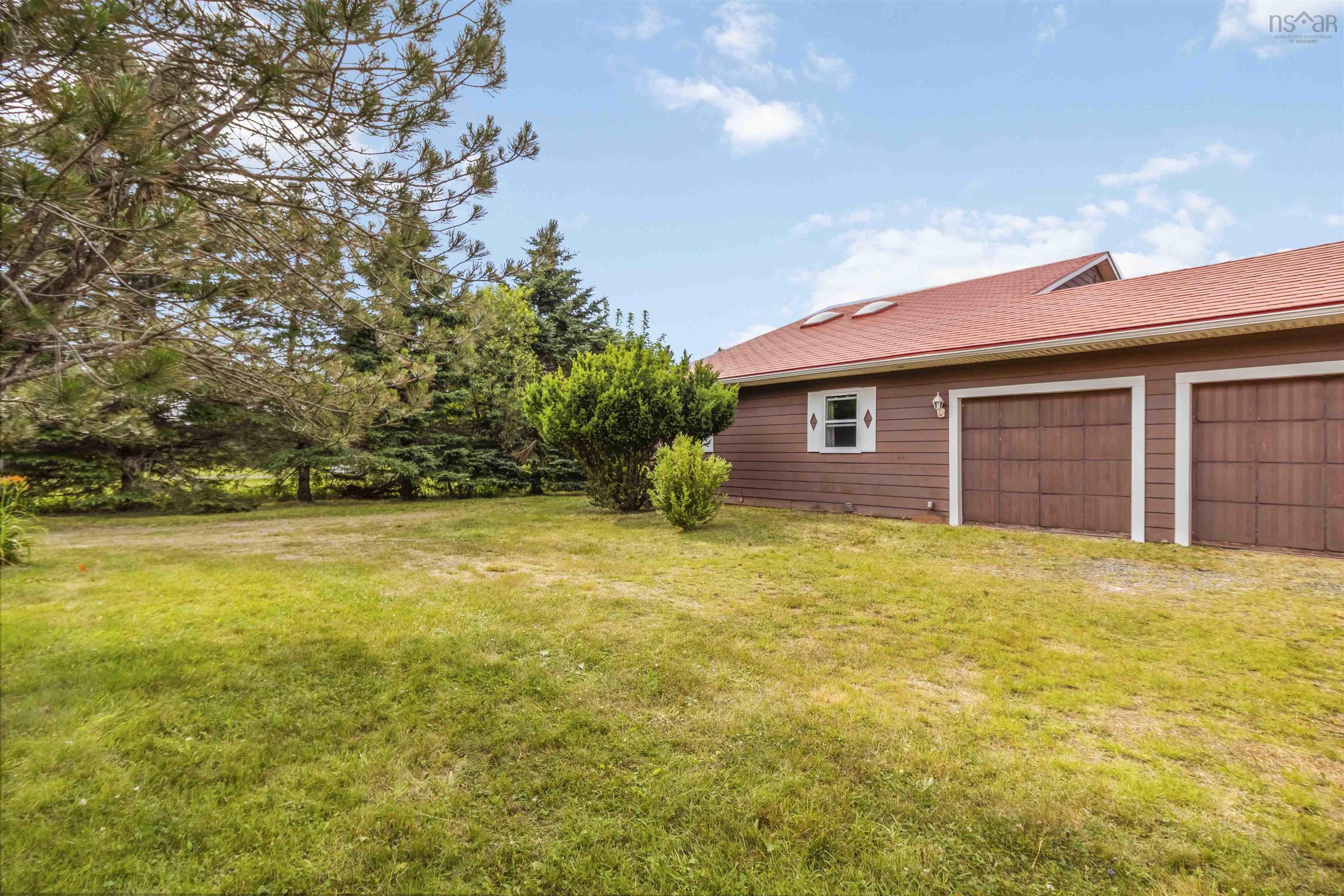 Property Photo: 195 Bellefontaine Road NS B3E 1K7