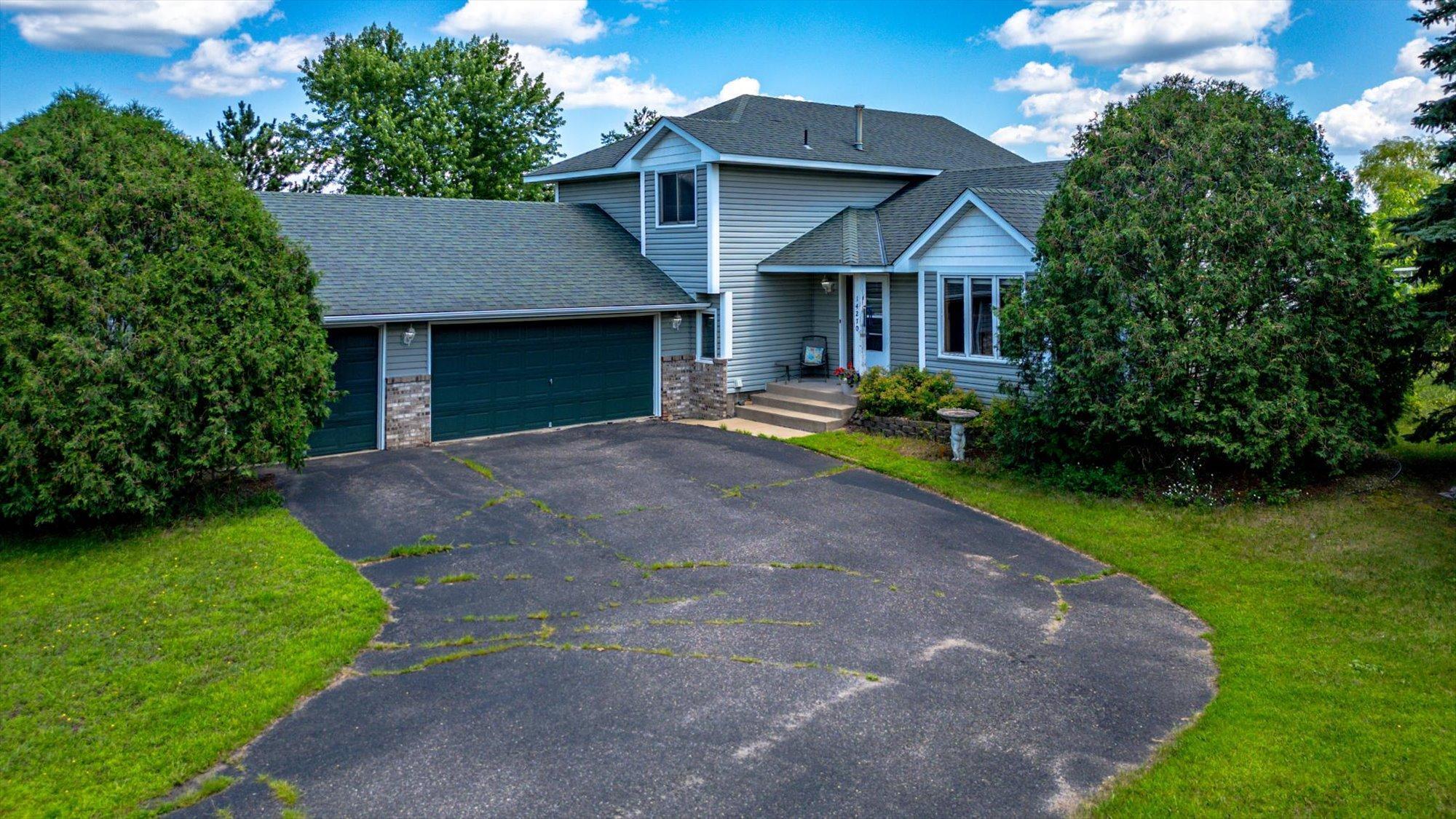 Property Photo:  14270 Jonquil Lane N  MN 55327 