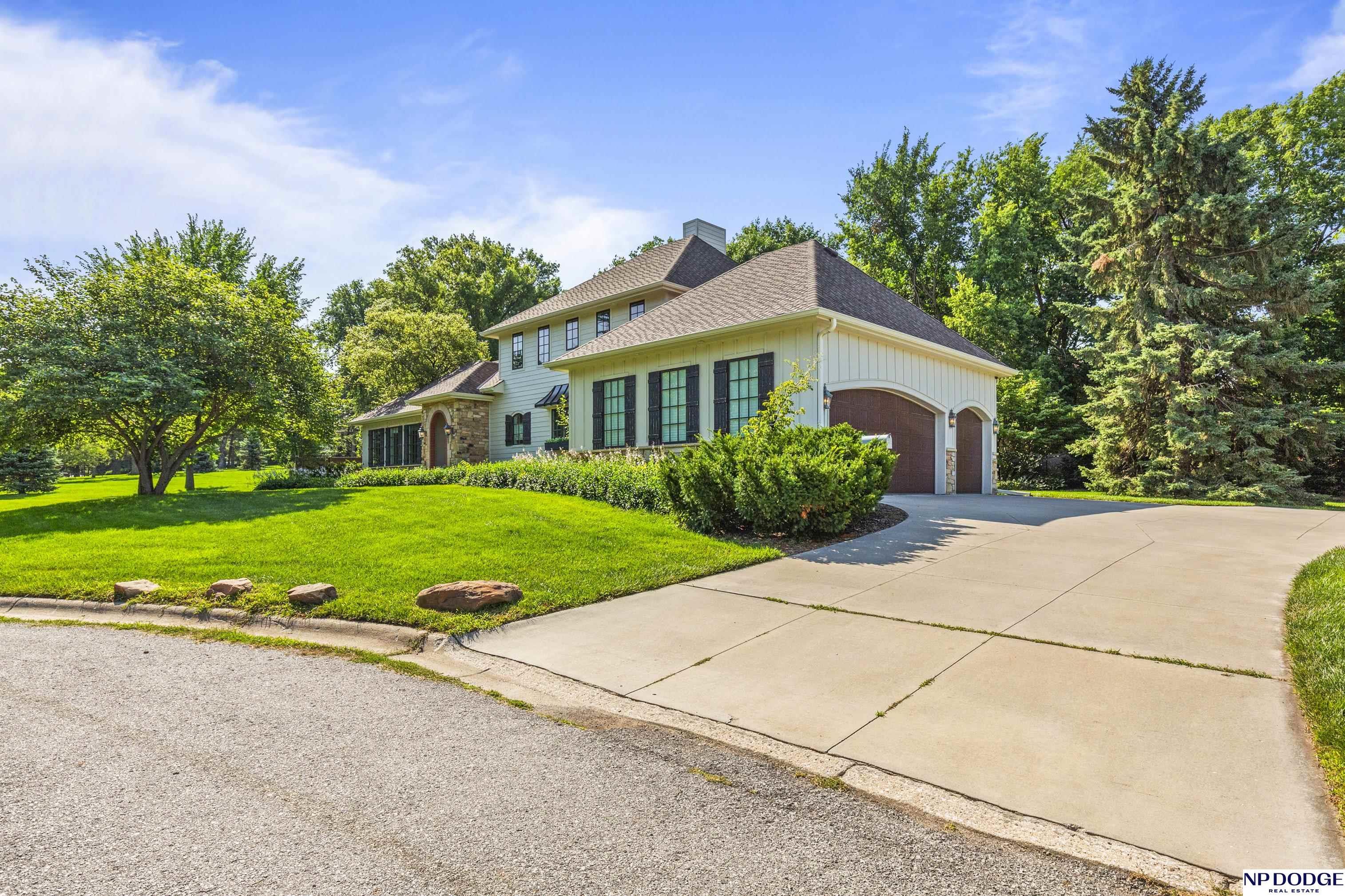 6731 Davenport Street  Omaha NE 68132 photo