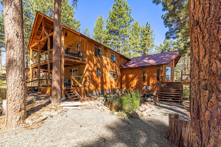 Property Photo:  17707 Skeen Ranch Road  OR 97639 