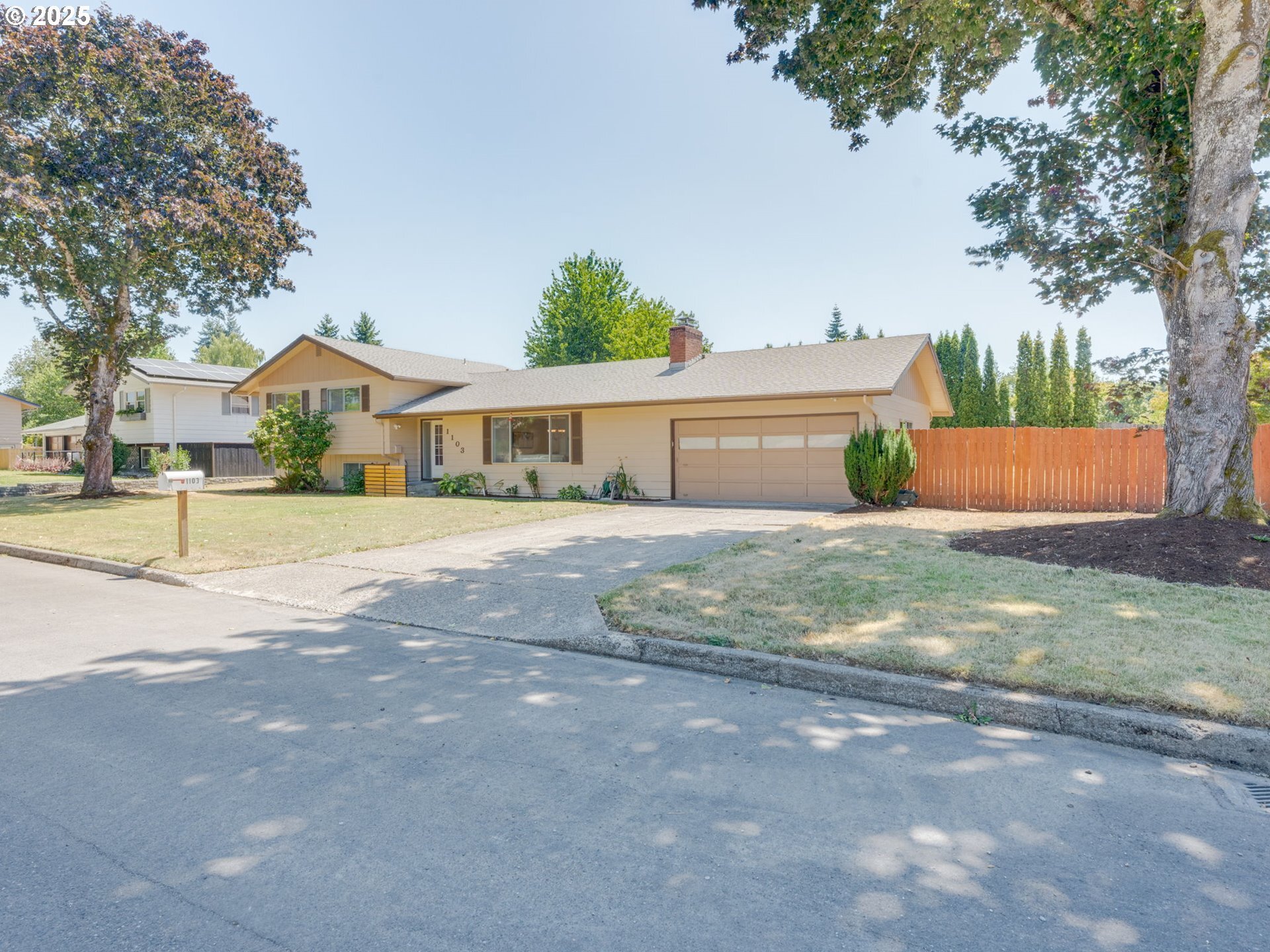 Property Photo: 1103 NW 90th St WA 98665