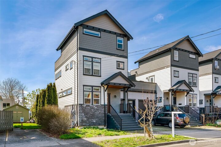 Property Photo: 1315 Astor Street WA 98225