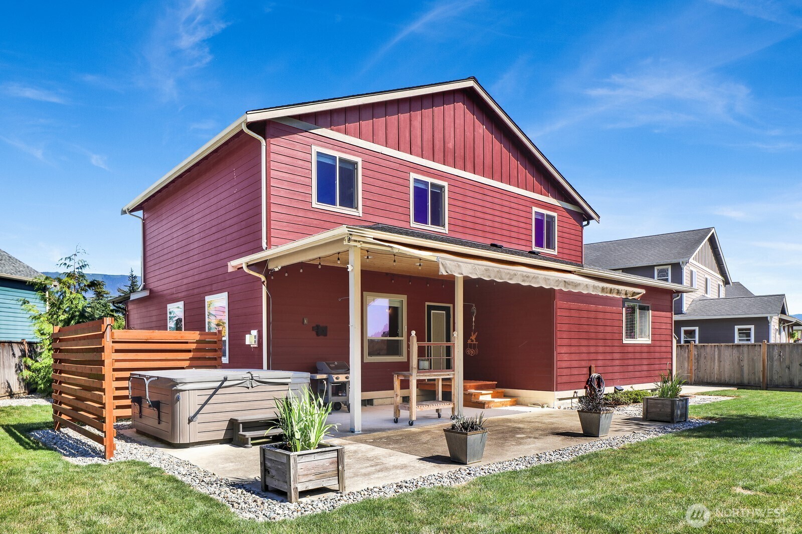 Property Photo:  506  Amareen  WA 98276 