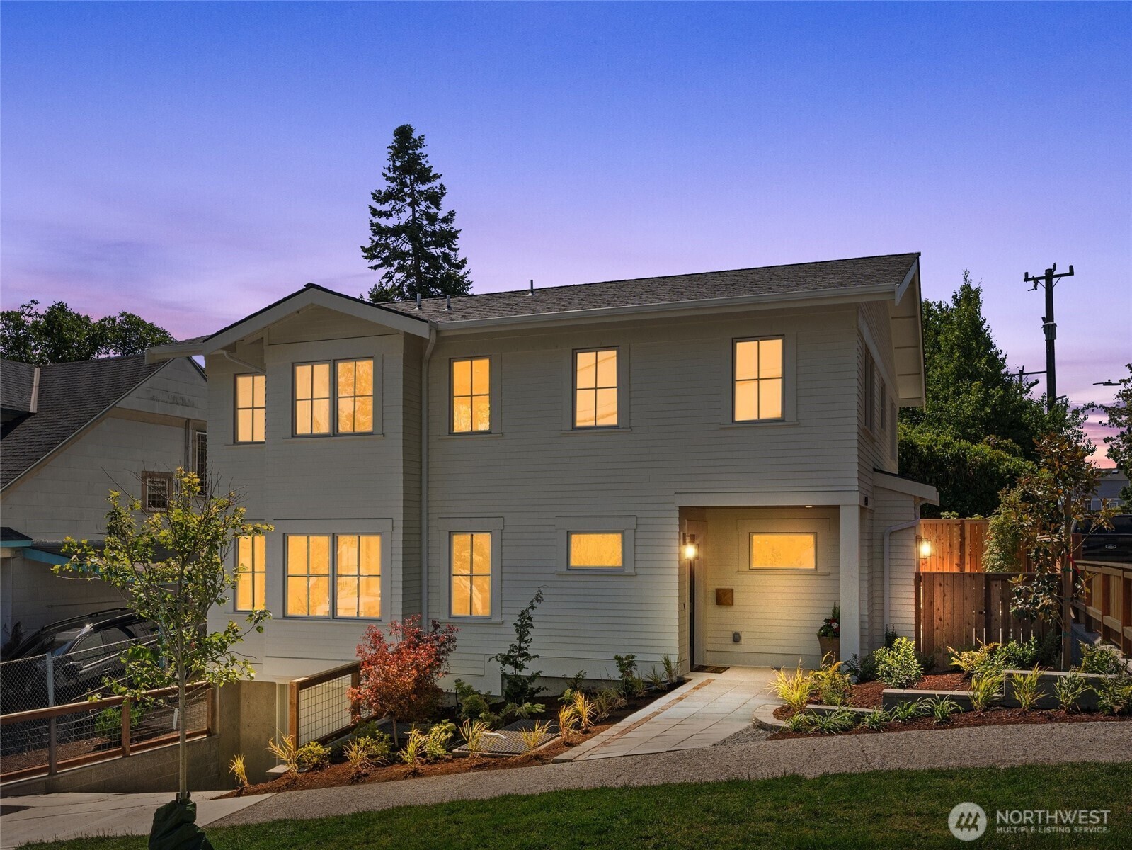 4402  Letitia Avenue S  Seattle WA 98118 photo