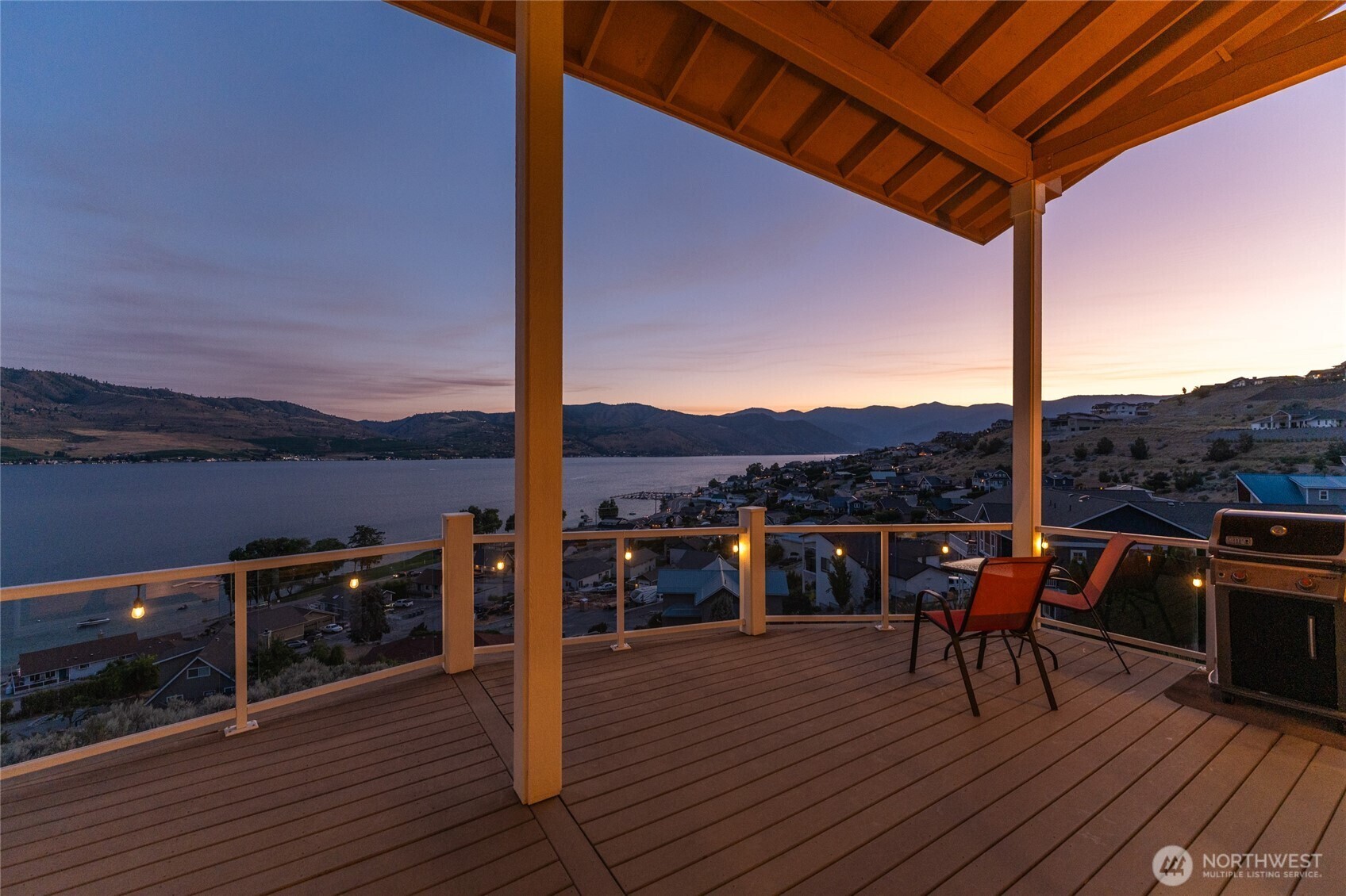 Property Photo:  106  Eldorado Place  WA 98816 